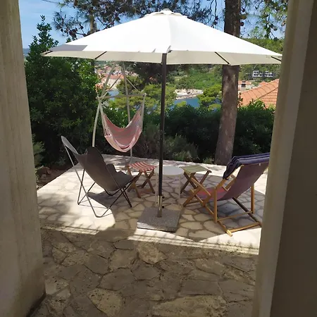 Cozy In The Shade Of The Pines. Apartment *